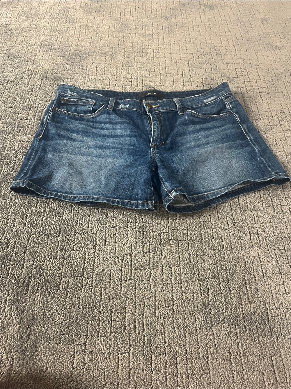 Joes NWOT Women’s Blue Denim Shorts - Classic Casual Cut